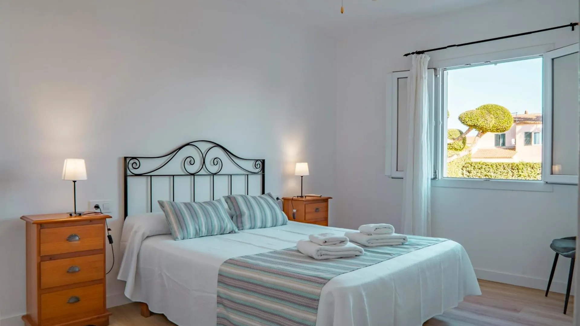 Villa Savina كالا إن بلانيس